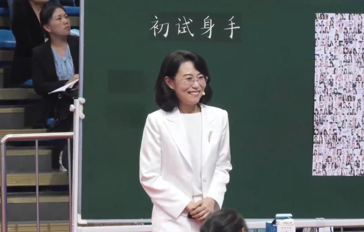 呂毅，《習作單元：形形色色的人》，五年級下冊，第五單元